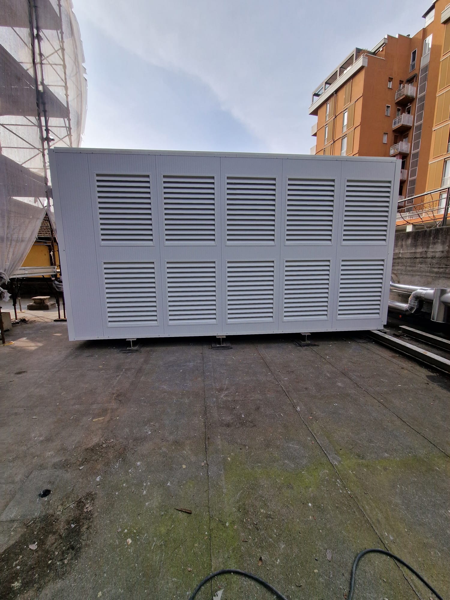 Cabina fonoisolante per pompe di calore